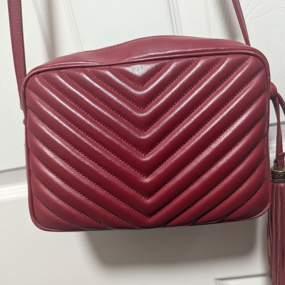 Saint Laurent Lou Camera Bag Matelasse Chevron Leather Small Red - Picture 8 of 10